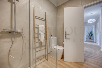 Apartamento para Venda em Campo e Sobrado