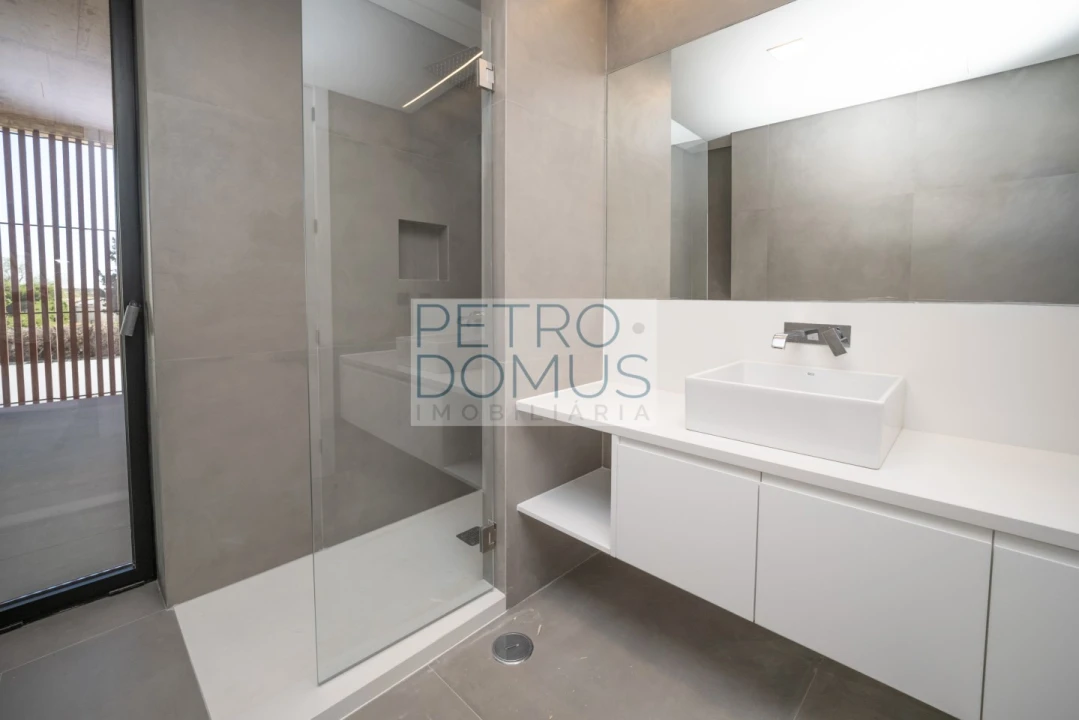 Apartamento T3 para Venda em Alcochete Foto 16