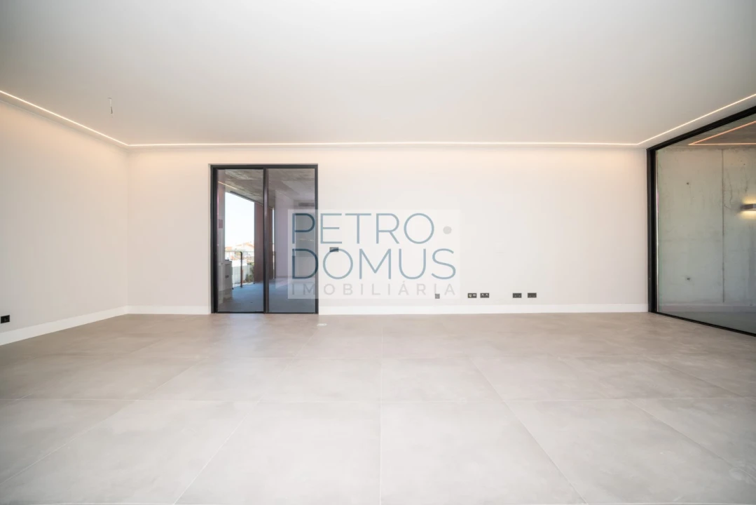 Apartamento T3 para Venda em Alcochete Foto 5