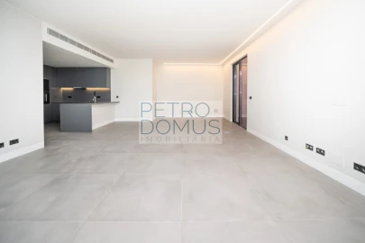 Apartamento T3 para Venda em Alcochete