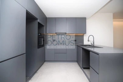 Apartamento T3 para Venda em Alcochete