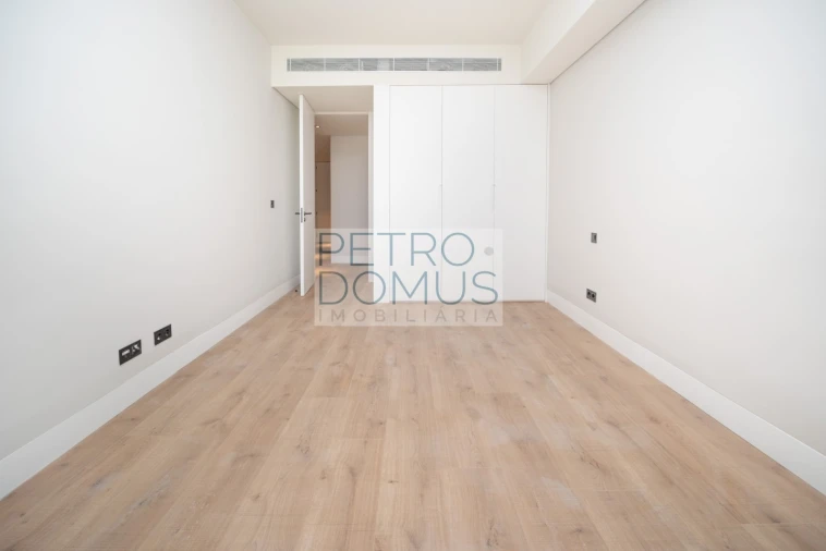 Apartamento T3 para Venda em Alcochete Foto 21