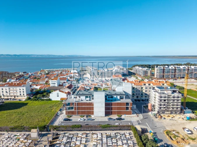 Apartamento T3 para Venda em Alcochete Foto 34