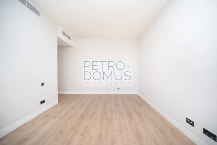 Apartamento T3 para Venda em Alcochete Foto 12