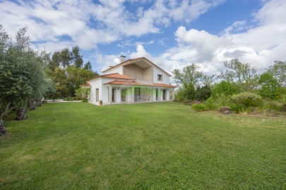 Moradia T4 para Venda em Porto de Mós - São João Baptista e São Pedro