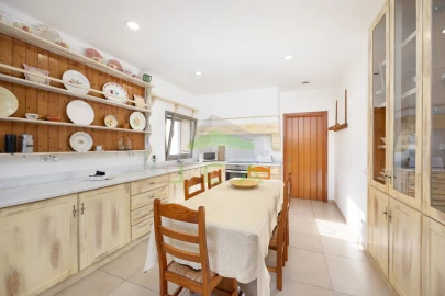 Moradia T4 para Venda em Porto de Mós - São João Baptista e São Pedro