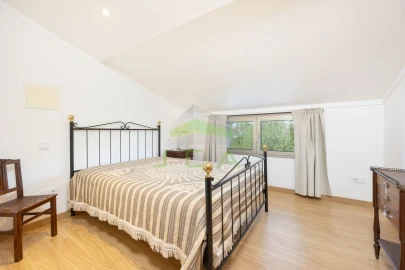 Moradia T4 para Venda em Porto de Mós - São João Baptista e São Pedro