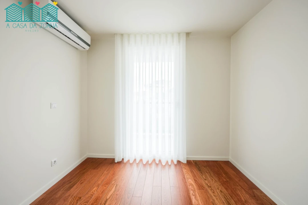 Apartamento T2 para Arrendamento em Glória e Vera Cruz Foto 16