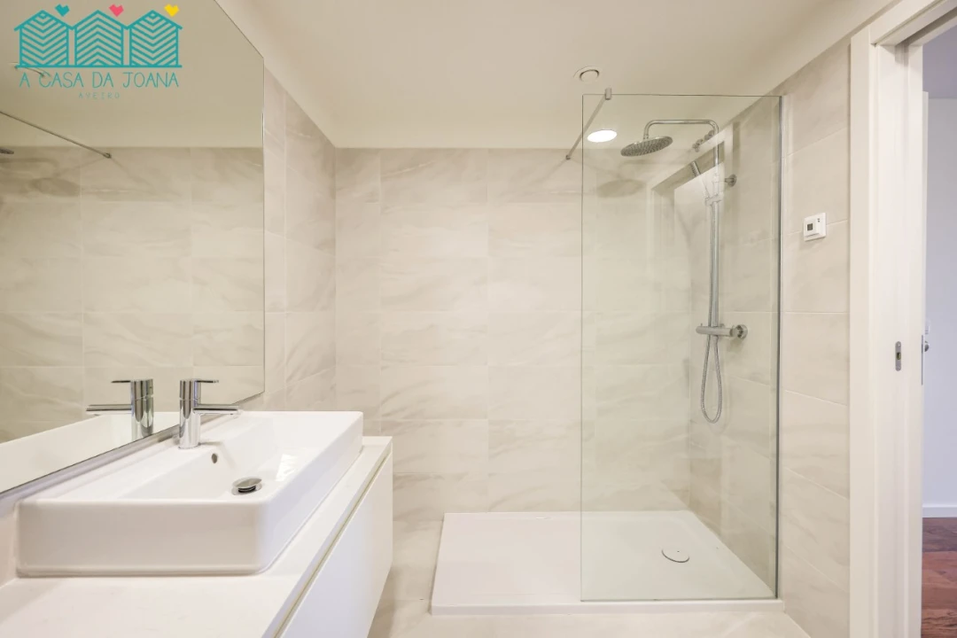 Apartamento T2 para Arrendamento em Glória e Vera Cruz Foto 25