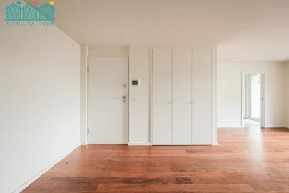 Apartamento T2 para Arrendamento em Glória e Vera Cruz