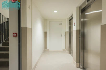 Apartamento T2 para Arrendamento em Glória e Vera Cruz