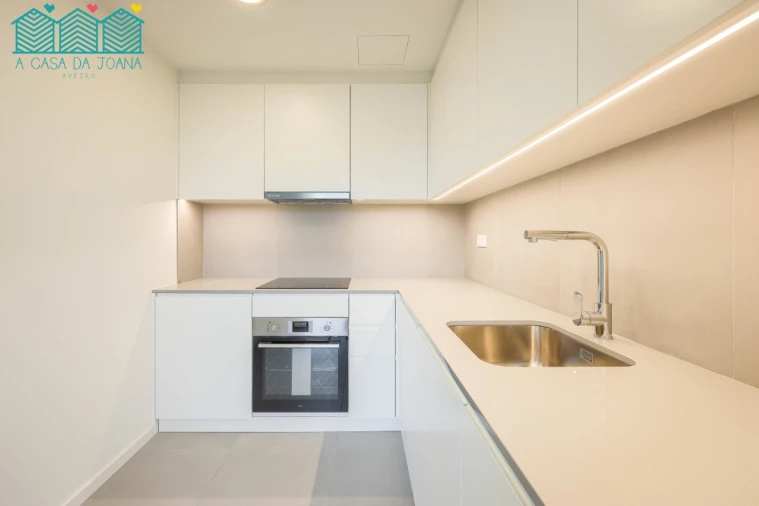 Apartamento T2 para Arrendamento em Glória e Vera Cruz Foto 8