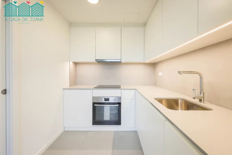 Apartamento T2 para Arrendamento em Glória e Vera Cruz Foto 11