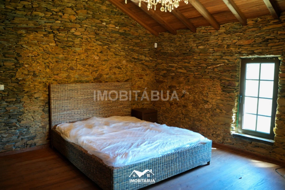 Moradia T4 para Venda em Mouronho Foto 25