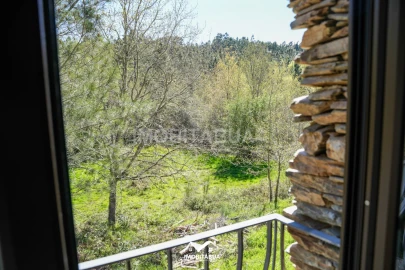 Moradia T4 para Venda em Mouronho