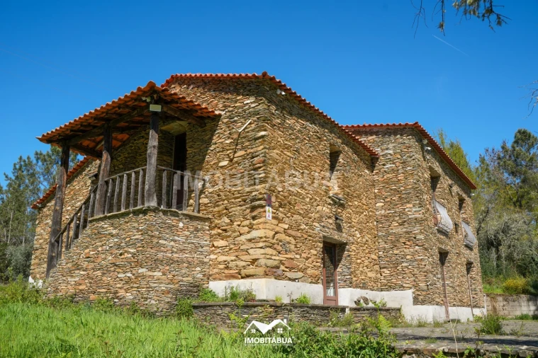 Moradia T4 para Venda em Mouronho Foto 33