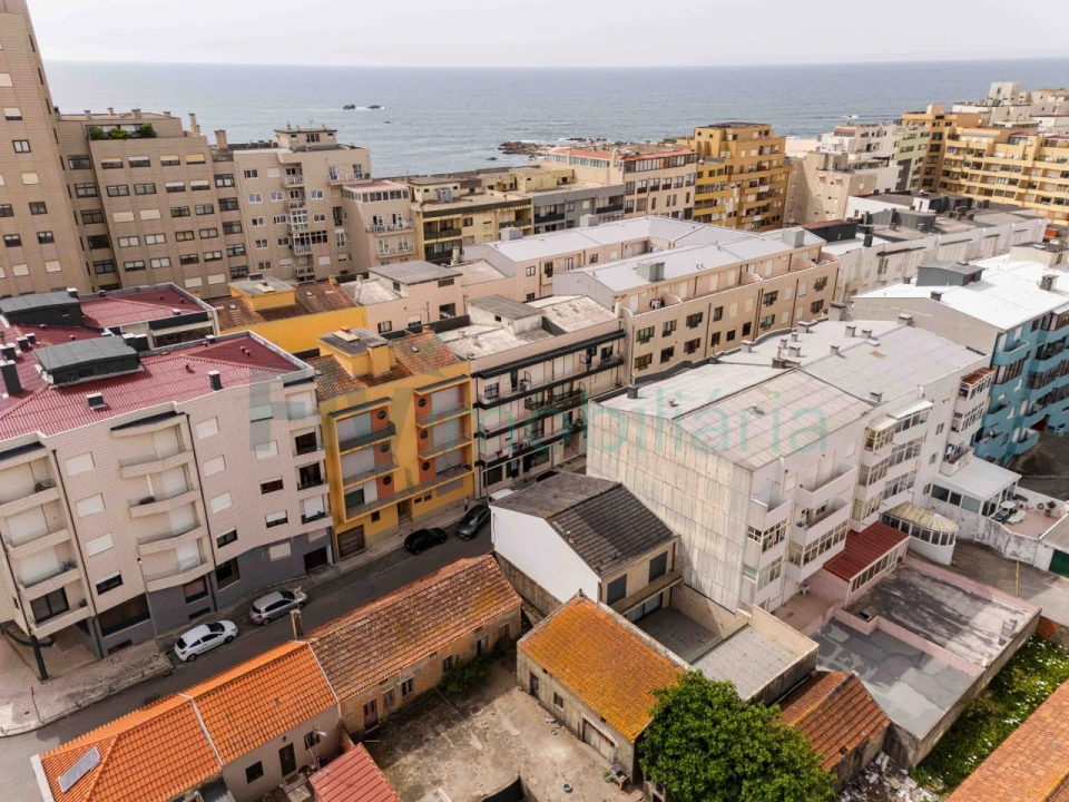 Apartamento T1 para Venda em Aver-O-Mar, Amorim e Terroso Foto 23