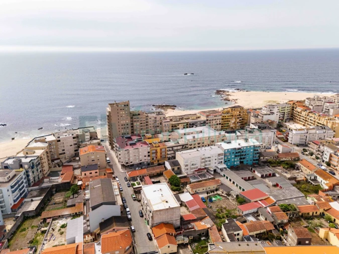 Apartamento T1 para Venda em Aver-O-Mar, Amorim e Terroso Foto 25