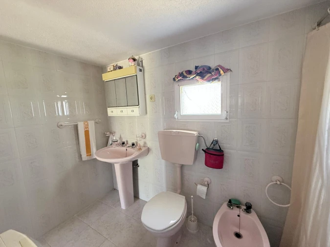 Moradia T2 para Venda em Esperança Foto 13