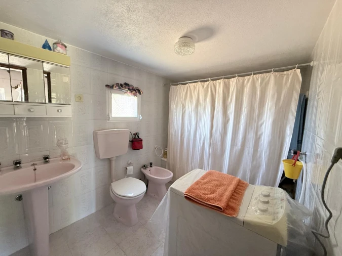 Moradia T2 para Venda em Esperança Foto 12