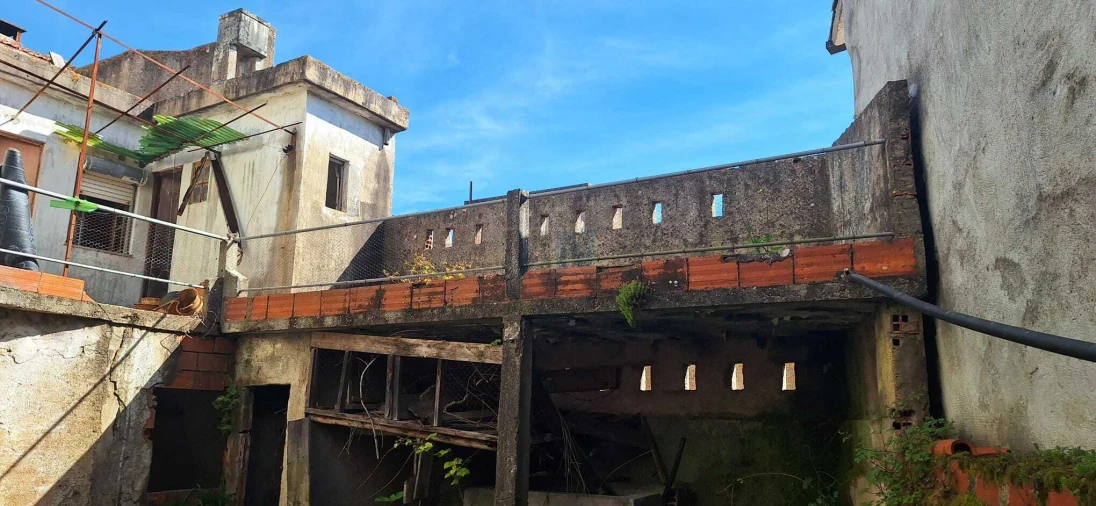 Moradia T9 para Venda em Almalagues Foto 7