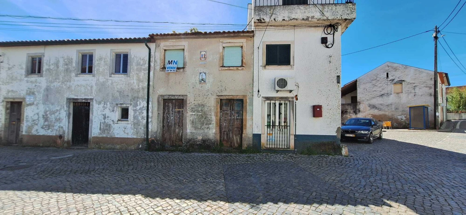 Moradia T9 para Venda em Almalagues Foto 3