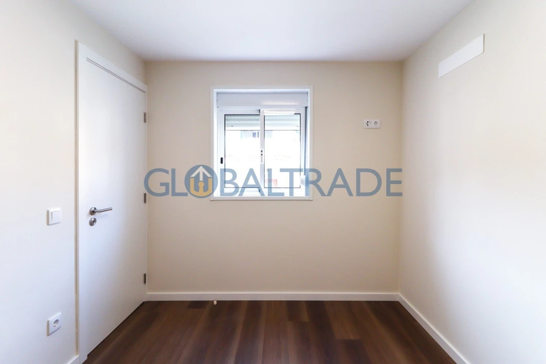 Moradia T3 para Venda em Fânzeres e São Pedro da Cova Foto 18