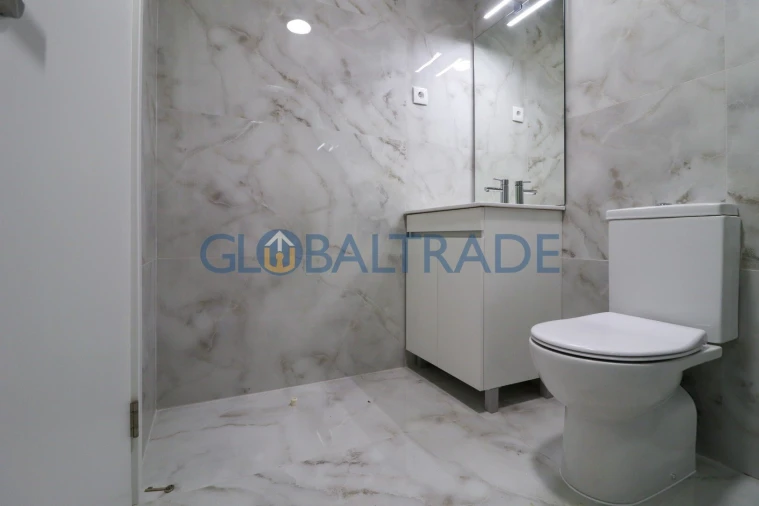 Moradia T3 para Venda em Fânzeres e São Pedro da Cova Foto 14