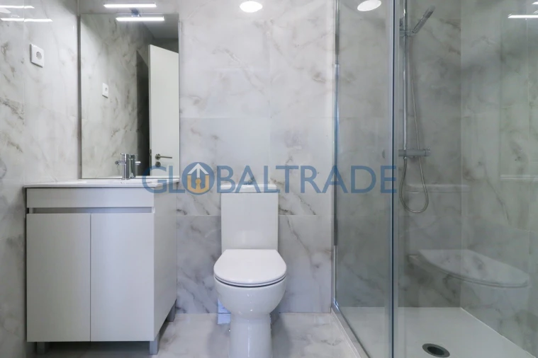 Moradia T3 para Venda em Fânzeres e São Pedro da Cova Foto 10