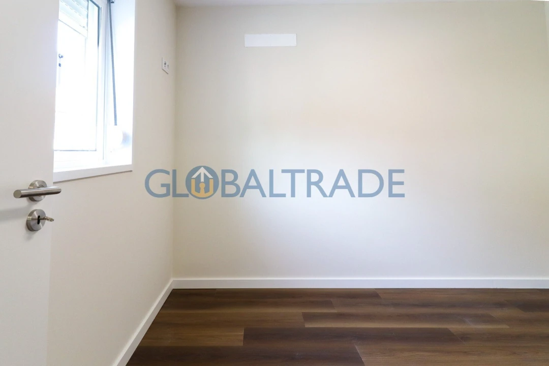 Moradia T3 para Venda em Fânzeres e São Pedro da Cova Foto 17