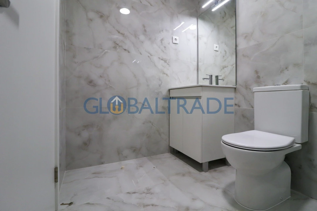 Moradia T3 para Venda em Fânzeres e São Pedro da Cova Foto 14