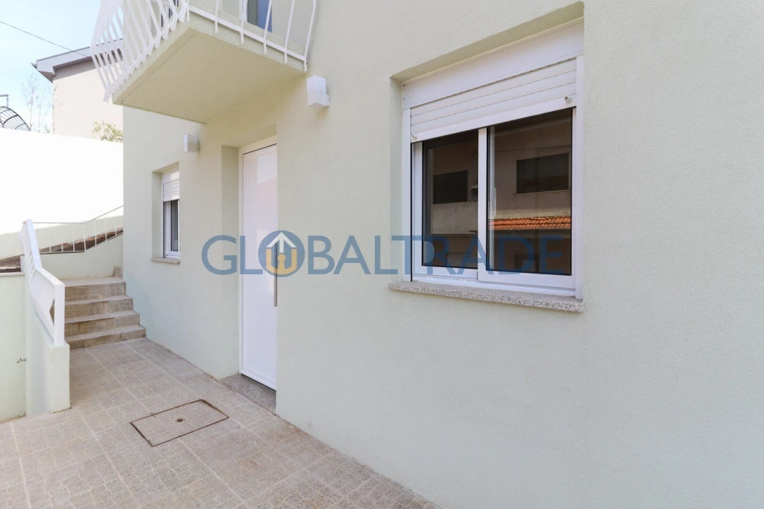 Moradia T3 para Venda em Fânzeres e São Pedro da Cova Foto 6