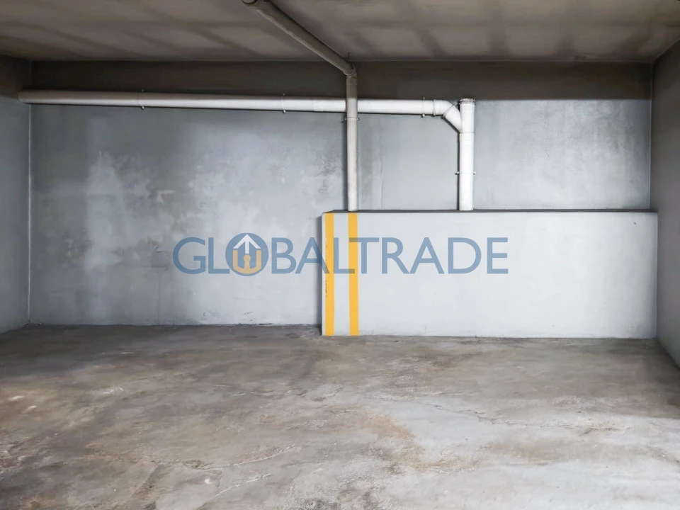 Garagem para Venda em Rio Tinto Foto 2