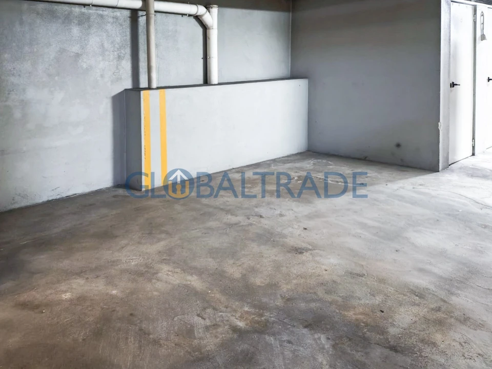 Garagem para Venda em Rio Tinto Foto 3