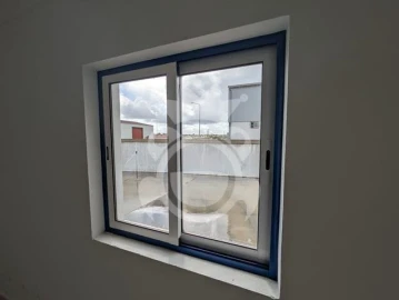 Armazém para Arrendamento em Portel