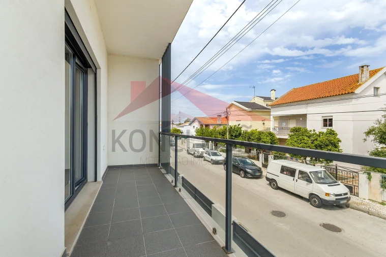 Moradia T3 para Venda em Quinta do Conde Foto 18