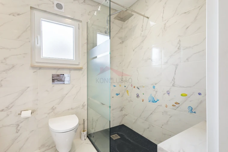 Moradia T3 para Venda em Quinta do Conde Foto 15