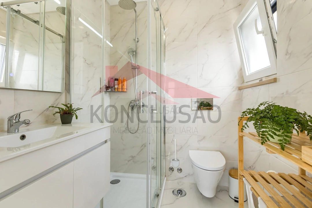 Moradia T3 para Venda em Quinta do Conde Foto 20