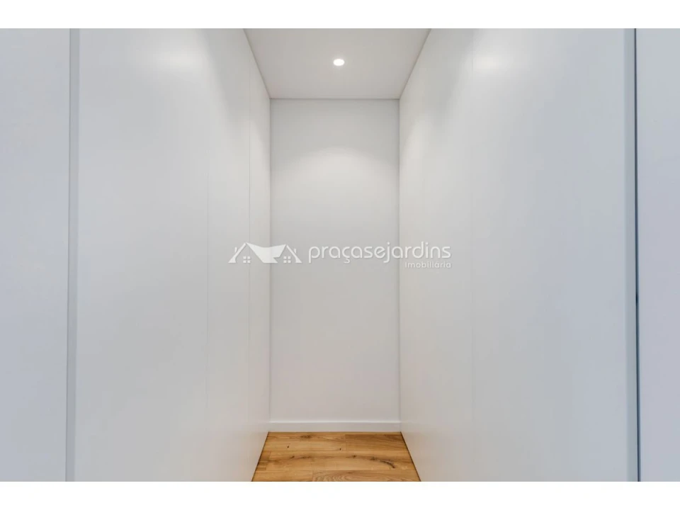 Apartamento T3 para Venda em Leiria, Pousos, Barreira e Cortes Foto 16