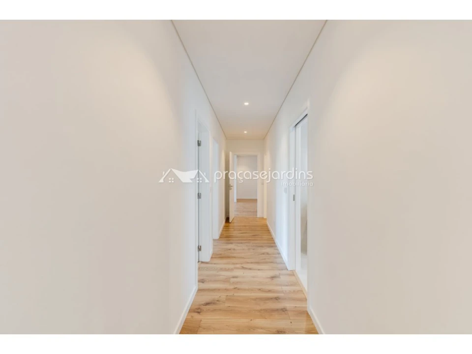 Apartamento T3 para Venda em Leiria, Pousos, Barreira e Cortes Foto 17