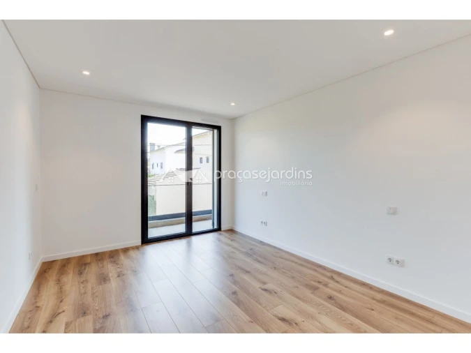 Apartamento T3 para Venda em Leiria, Pousos, Barreira e Cortes Foto 8