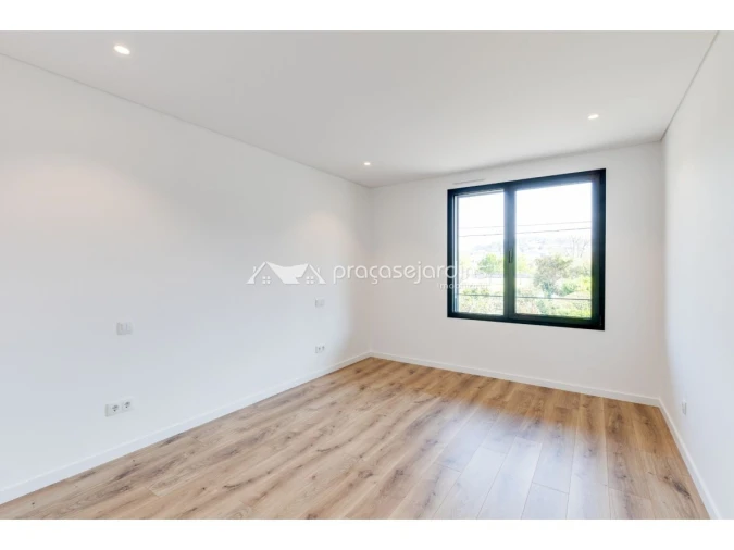 Apartamento T3 para Venda em Leiria, Pousos, Barreira e Cortes Foto 11