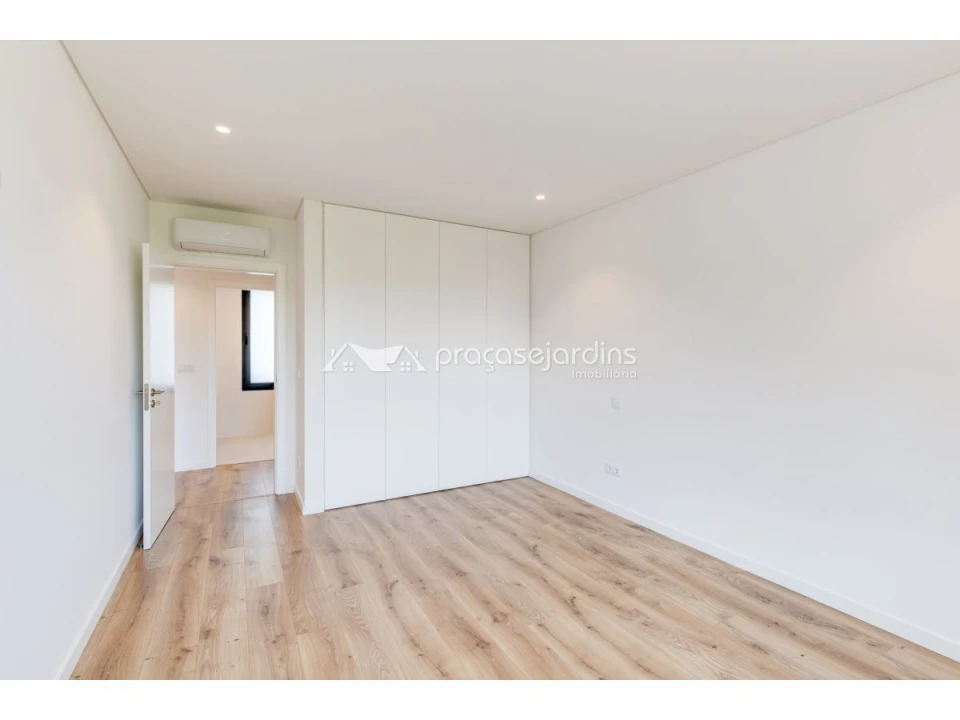 Apartamento T3 para Venda em Leiria, Pousos, Barreira e Cortes Foto 12
