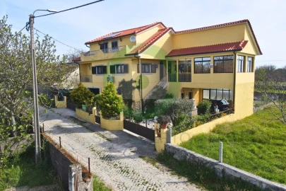 Moradia T4 para Venda em Friões