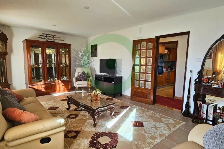 Moradia T4 para Venda em Friões Foto 14