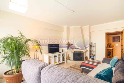 Apartamento T3 para Venda em Algueirão-Mem Martins