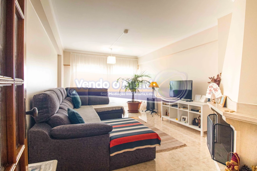 Apartamento T3 para Venda em Algueirão-Mem Martins Foto 5