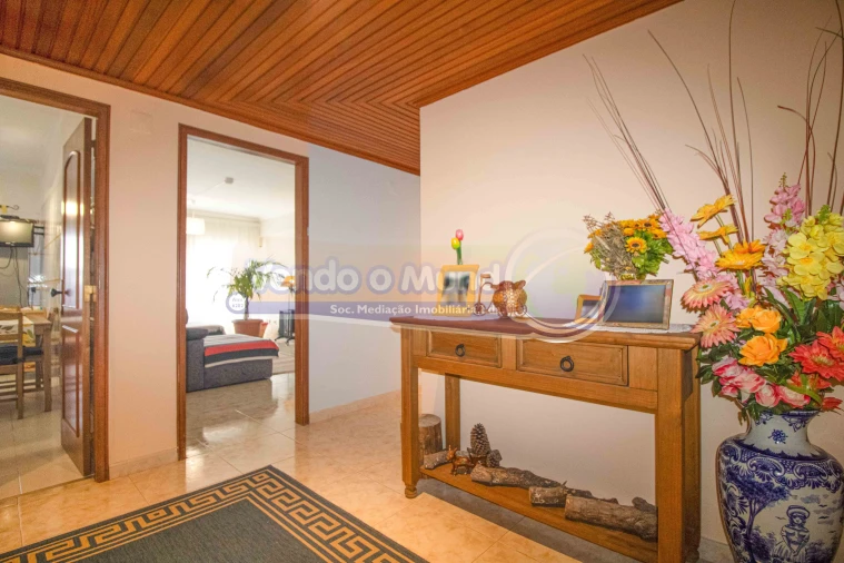 Apartamento T3 para Venda em Algueirão-Mem Martins Foto 20