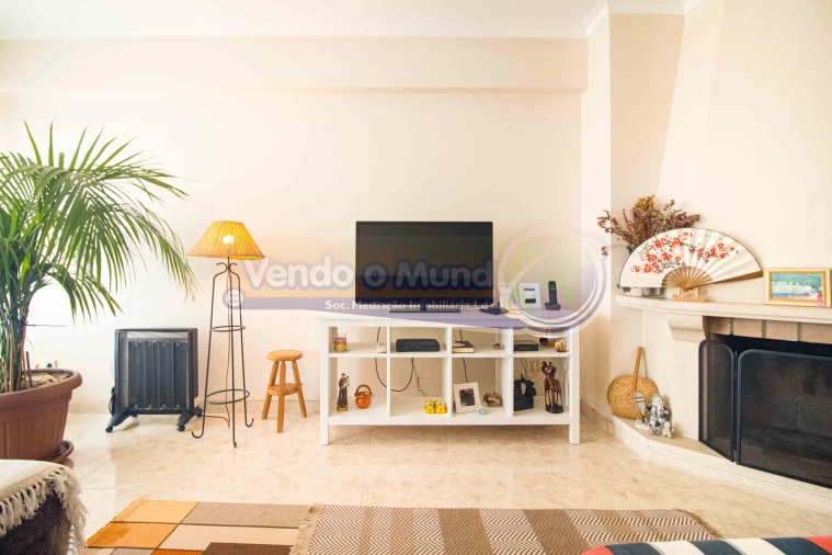 Apartamento T3 para Venda em Algueirão-Mem Martins Foto 3