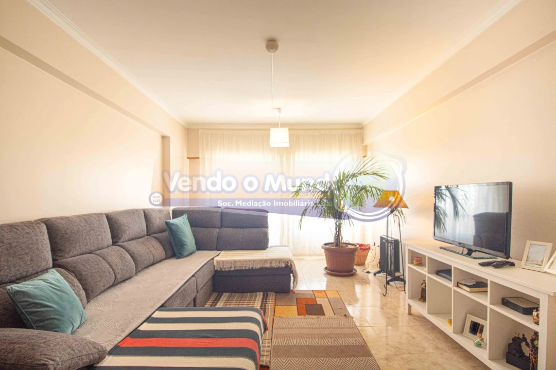 Apartamento T3 para Venda em Algueirão-Mem Martins Foto 6